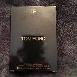 Tom does eye shadow quad